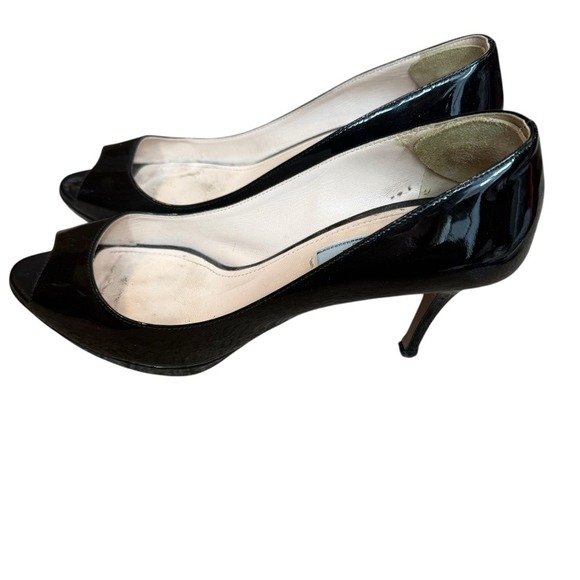 Prada Women's Size 38 Peep Toe Pump Heels Black Patent Leather Classic Luxury - Picture 3 of 10